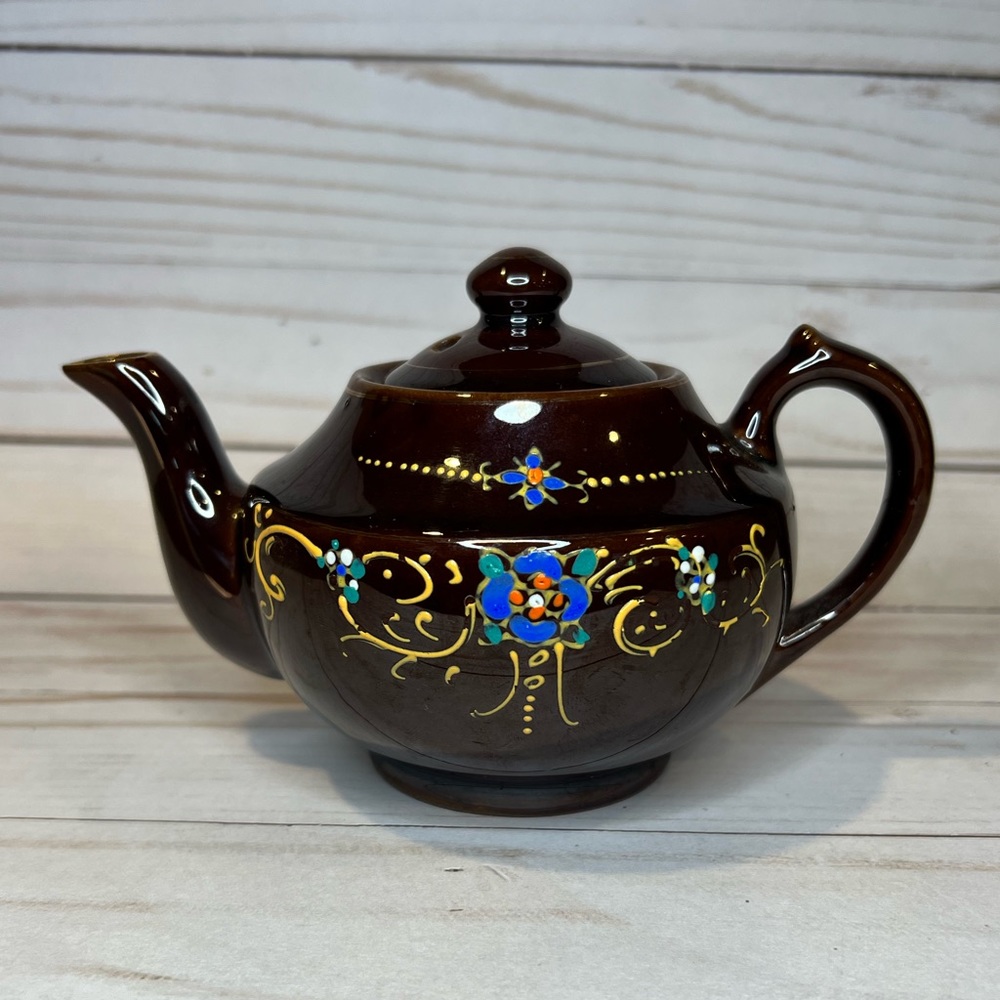Vintage Painted Japanese Tea Pot w/ Lid